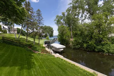 810 Smithtown Ter, Excelsior, MN 55331 photo 60