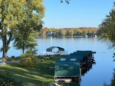810 Smithtown Ter, Excelsior, MN 55331 photo 8
