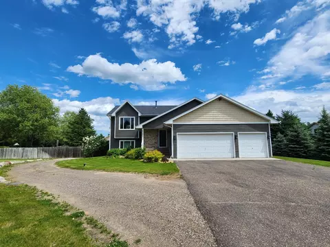 21203 Okinawa St NE, East Bethel, MN 55011