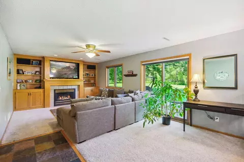 14268 Raspberry Dr, Rogers, MN 55374 photo 8