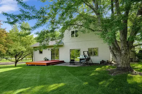 14268 Raspberry Dr, Rogers, MN 55374 photo 2