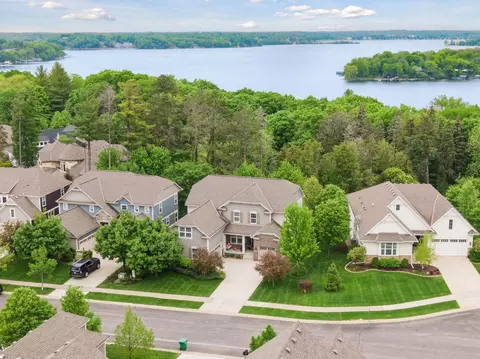 5460 Yellowstone Trl, Minnetrista, MN 55331
