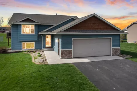 330 Pintail St, Baldwin, WI 54002