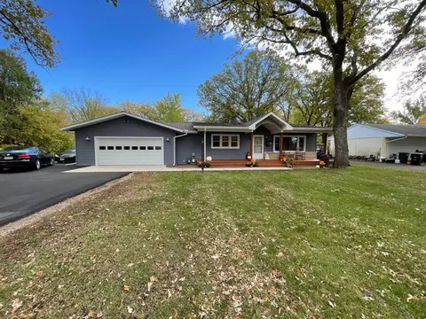 17442 Riverwood Dr, Little Falls, MN 56345
