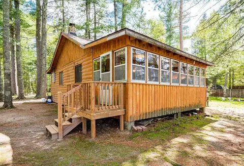 28470 Sunny Beach Rd, Grand Rapids, MN 55744