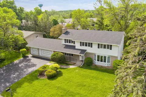 6116 Arctic Way, Edina, MN 55436