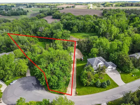 950 Cedar Point Ln SE, Oronoco, MN 55960