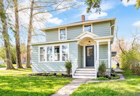 4501 Pitt St, Duluth, MN 55804