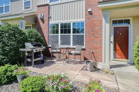 13804 Atwood Ave #1403, Rosemount, MN 55068