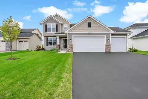 12711 Ardmore Ct, Rosemount, MN 55068