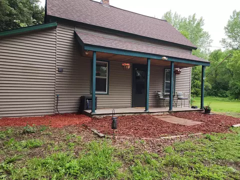 30607 Abby Rd NE, North Branch, MN 55056