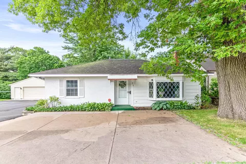 815 8th Ave NW, New Brighton, MN 55112