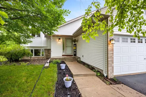 138 Pheasant Ridge Dr, Montrose, MN 55363