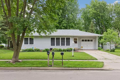 740 Curtis St, Baldwin, WI 54002
