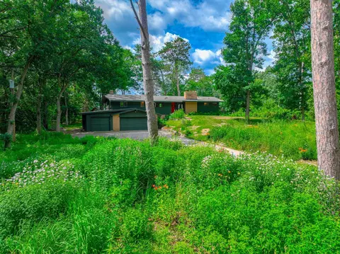 90 Many Levels Rd, Dellwood, MN 55110