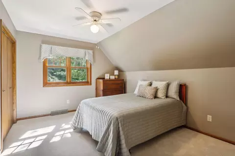 1305 Towerview Rd, Eagan, MN 55121 photo 24
