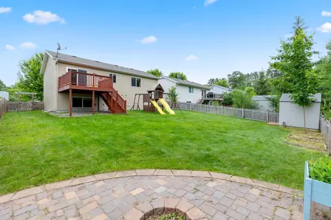 11325 Arlington Ave, Brainerd, MN 56401