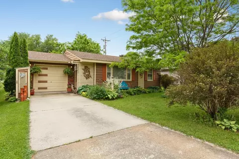 427 Sylvan St, Owatonna, MN 55060