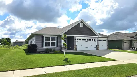 2274 72nd Ave N, Saint Cloud, MN 56303