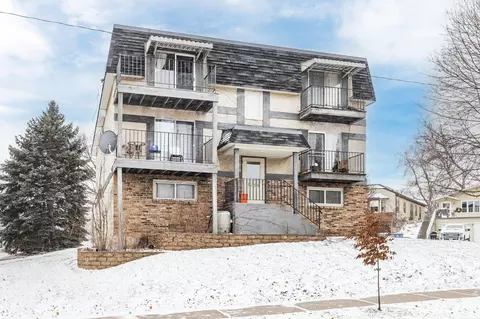 5130 Hiawatha Ave #4, Minneapolis, MN 55417