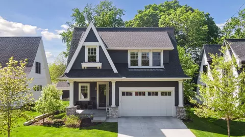 117 Walker Ave N, Wayzata, MN 55391