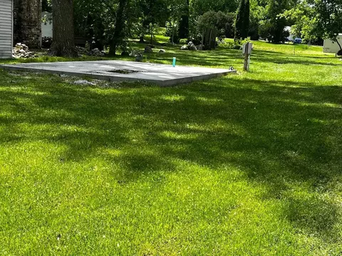 433 Herbert St N, Waterville, MN 56096