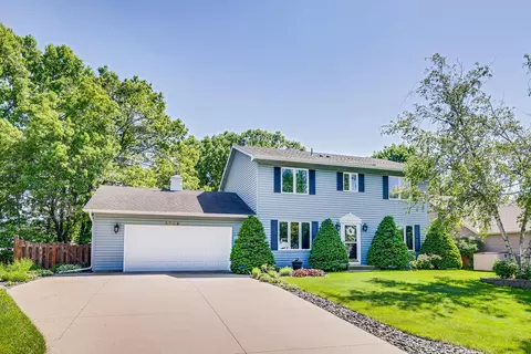 4386 Livingston Dr, Eagan, MN 55123