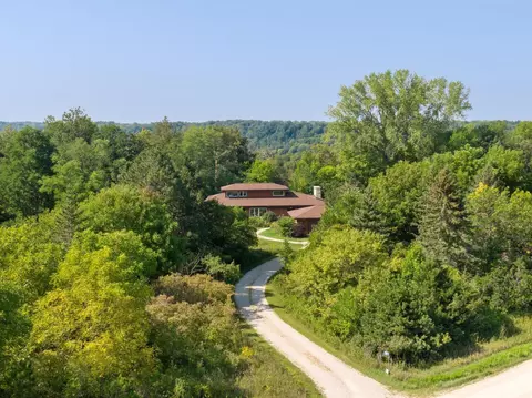 5125 130th St E, Northfield, MN 55057