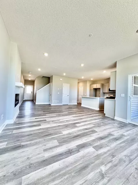 13765 Kaylemore Trl, Rosemount, MN 55068 photo 2