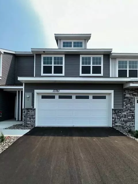 13761 Kaylemore Trl, Rosemount, MN 55068