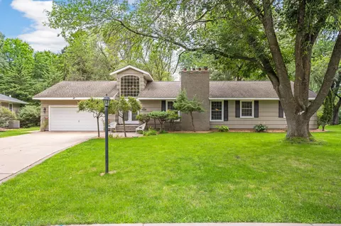 5808 Halifax Ave S, Edina, MN 55424