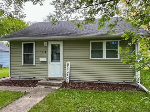 615 Kendall Ave S, Thief River Falls, MN 56701