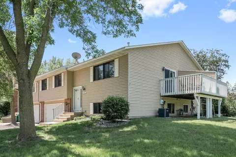 4617 12 Penkwe Way, Eagan, MN 55122 photo 2