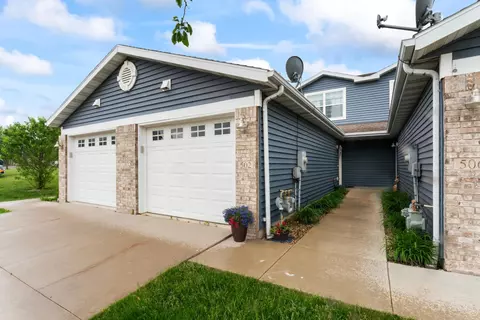 502 Pointe Ct SW, Rochester, MN 55902