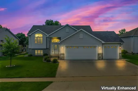 2218 Galileo Pl SW, Rochester, MN 55902