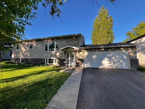 314 State Ave N, Thief River Falls, MN 56701