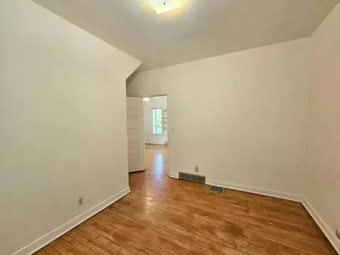 105 E 9th St, Morris, MN 56267 photo 9