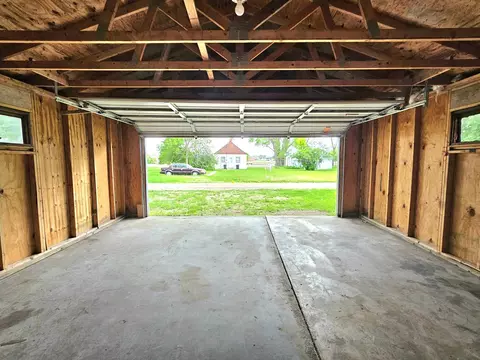 105 E 9th St, Morris, MN 56267 photo 28