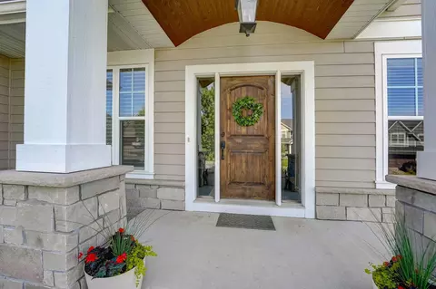 5925 Dunkirk Ln N, Plymouth, MN 55446