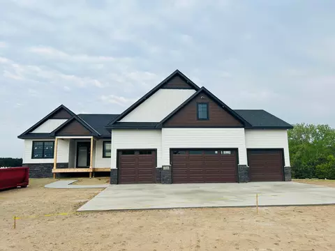 1305 65th Ave, Princeton, MN 55371