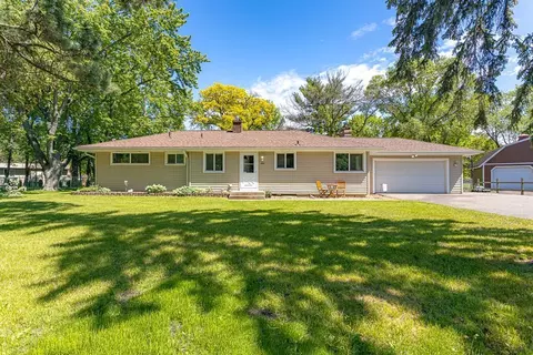 9524 Knox Ave N, Brooklyn Park, MN 55444