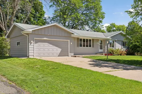 8408 27th Pl N, New Hope, MN 55427