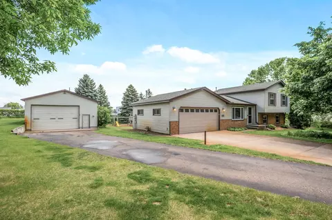 16831 Yale St NW, Elk River, MN 55330
