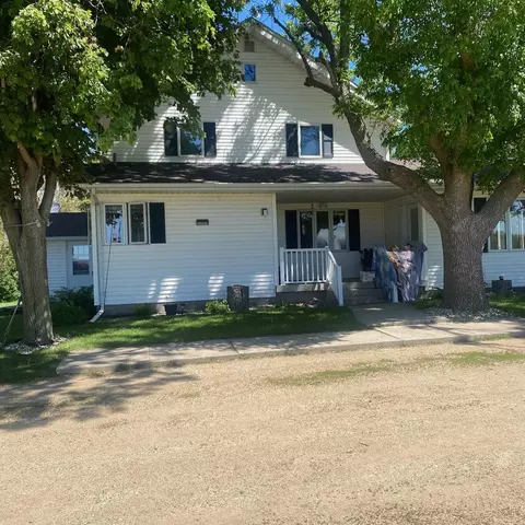 827 180th Ave, Woodstock, MN 56186