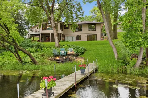7930 Island Rd, Eden Prairie, MN 55347