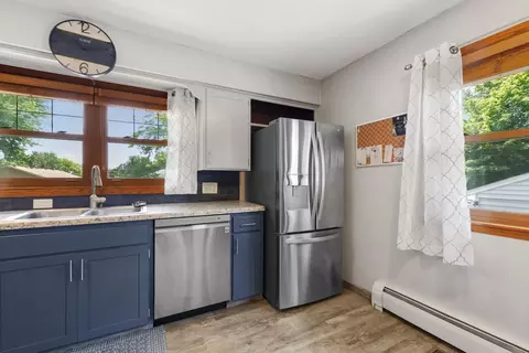 820 N 5th St, Saint Peter, MN 56082 photo 7