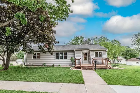 502 N High St, Lake City, MN 55041