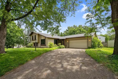 7281 Wyndham Way, Woodbury, MN 55125