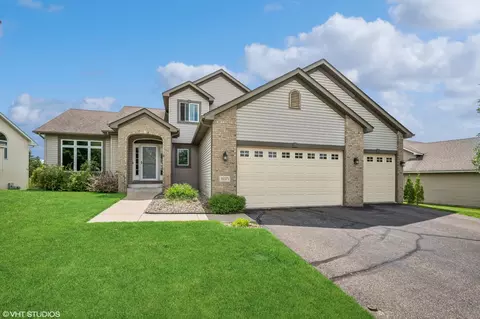19371 Upland St NW, Elk River, MN 55330
