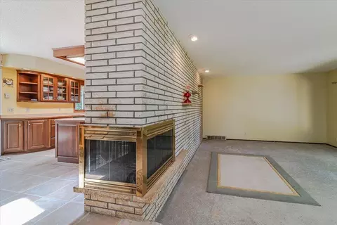 3052 Loon Ln, Eagan, MN 55121 photo 6